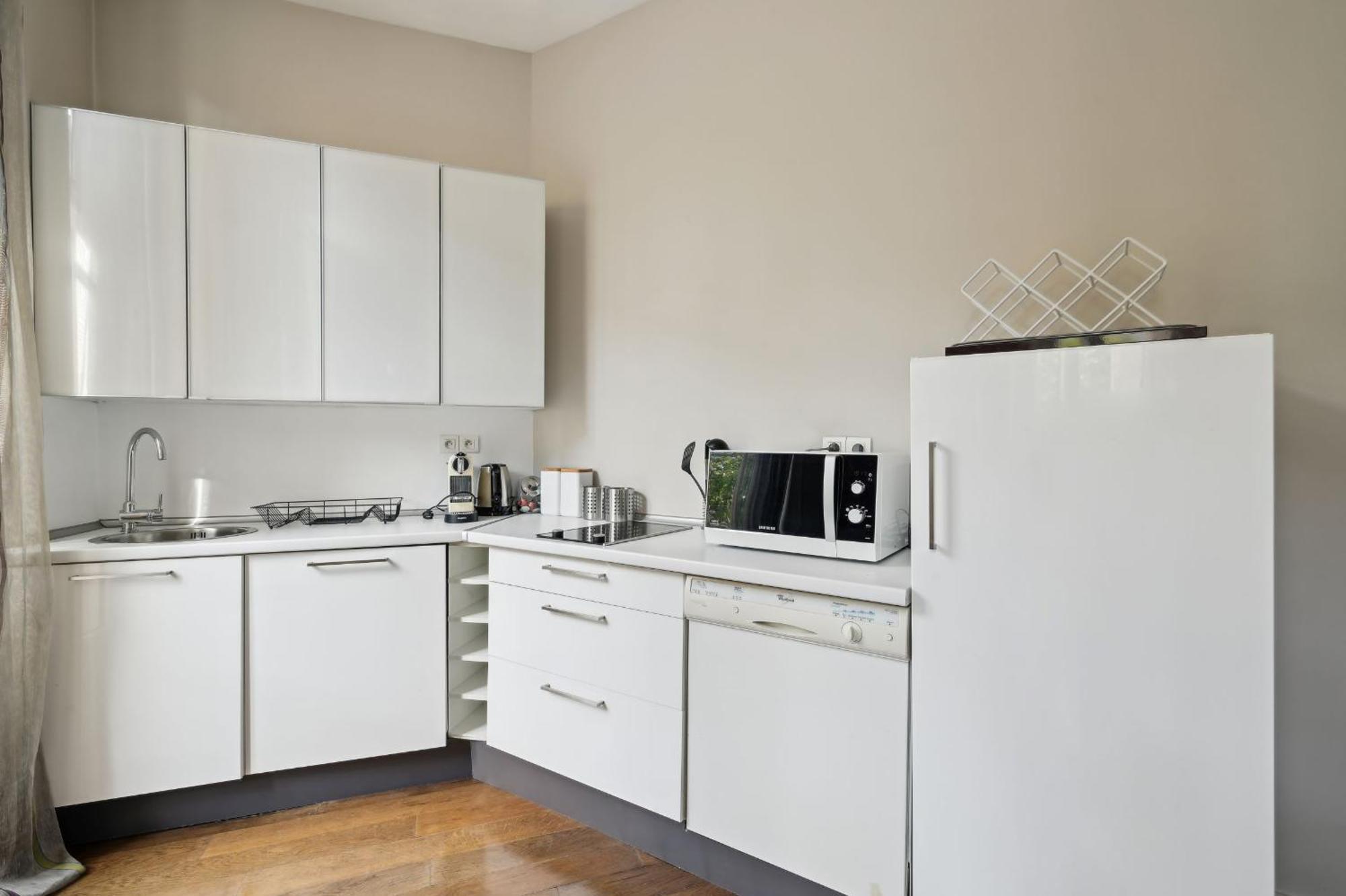 Champs-Elysees & Arc De Triomphe - Cityapartmentstay Parigi Esterno foto