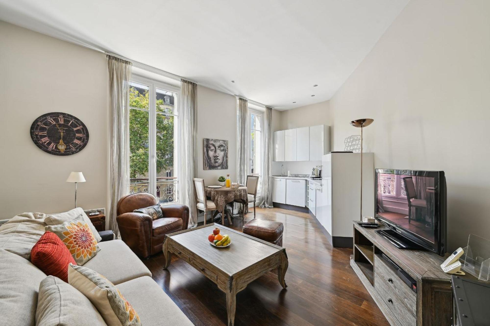 Champs-Elysees & Arc De Triomphe - Cityapartmentstay Parigi Esterno foto